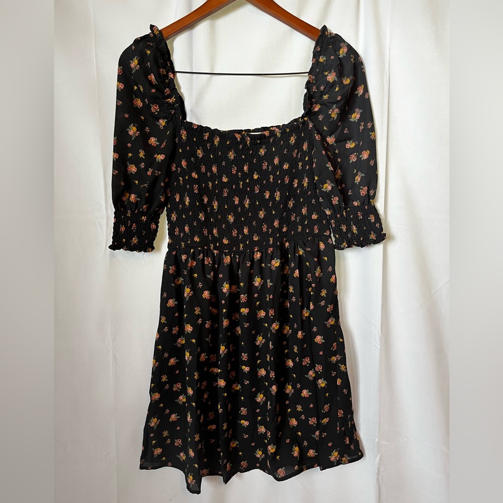 Black Floral Dress, Size Large, 3/4 Length Sleeve, Above Knee Length